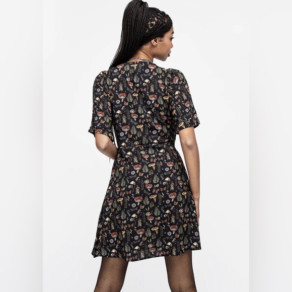 Luthien Faux-Wrap Mini Dress - Picture 6 of 6